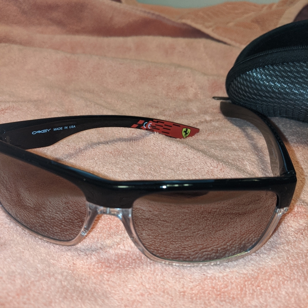 COPY - 🌺OAKLEY MIRRORED FERRARI SCUDERIA EDITION